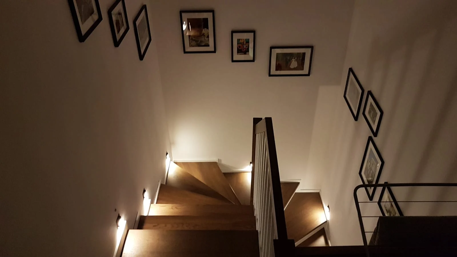 Oświetlenie schodów we wnętrzu